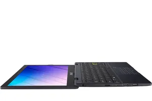 ASUS E210: Laptop nhỏ gọn với bản lề 180 độ, màn hình 11,6 inch