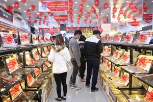 FPT Shop đã mở hơn 150 trung tâm laptop  ​