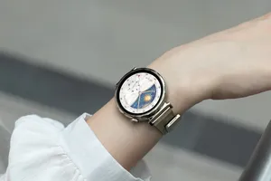 HUAWEI WATCH GT 5 phiên bản dây Milanese