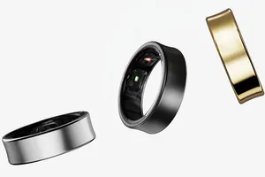 Galaxy Ring với ba màu sắc.