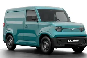 EC Van có giá bán từ 285 triệu đồng kèm pin