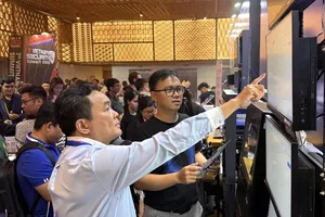 Doanh nghiệp tìm hiểu giải pháp an toàn thông tin tại sự kiện