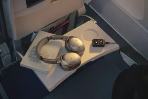 Tour One M3 Smart Tx có giá gần 10 triệu đồng