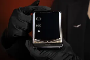 Vertu Quantum Flip vừa xuất hiện tại Việt Nam