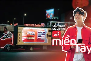 Chuyến xe 5G của Viettel đang hiện diện tại Cần Thơ