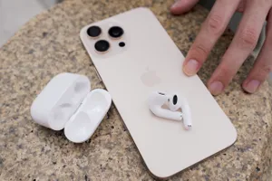 iPhone 16 Pro Max đã qua sử dụng là mẫu điện thoại được nhiều khách hàng tìm hiểu khi iPhone 17, iPhone Air ra mắt