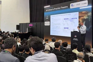 Đại diện FPT giới thiệu hệ sinh thái AI tại sự kiện