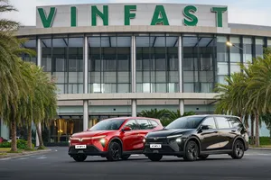 VF MPV 7 là phiên bản cao cấp của Limo Green