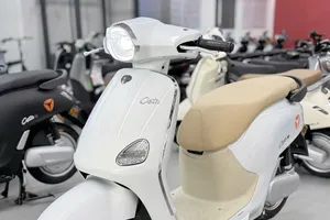 Mẫu xe Osta P của Yadea với phong cách hiện đại.