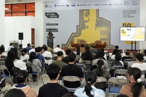 Đông đảo nghệ sĩ, sinh viên tham dự lễ công bố Cuộc thi Sáng tác tranh kỹ thuật số ứng dụng công nghệ NFT