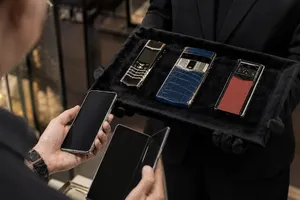 Vertu vừa tung ra chương trình đổi iPhone, Samsung cũ lấy… Vertu chính hãng.