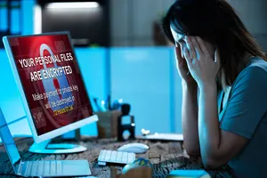 Dùng phần mềm bản quyền sẽ góp phần hạn chế bị tấn công mạng. 