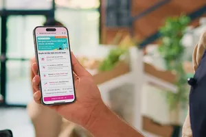 Trên ứng dụng MoMo, người dùng dễ dàng mở gian hàng Green SM đển buôn bán online