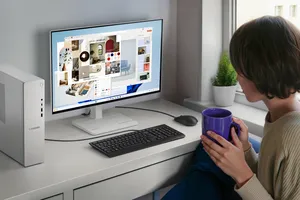 Lenovo IdeaCentre Tower Gen 10 mang đến hiệu năng được tối ưu và tăng tốc nhờ AI.