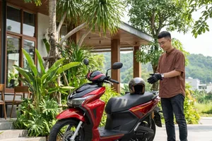 Kinet vẫn duy trì cốp dung tích 22 lít. Xe còn có Smart Key... và có cả chế độ thể thao.