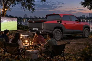 Bán tải điện VF Wild chạy tới 1.000 km không cần sạc