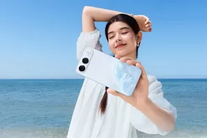 OPPO A7 Pro 5G với thiết kế gợn sóng 3D.