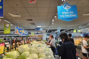 Hàng Việt được ưu tiên, tạo điều kiện trên quầy kệ ở siêu thị Co.opmart (ẢNH: CHÂU ANH)