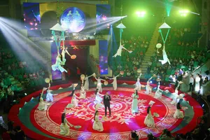 Tài năng xiếc Việt có cuộc ra mắt ấn tượng 