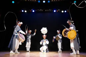 Mang sắc màu Hàn Quốc đến với Đà Lạt