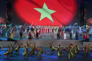 Hoành tráng đêm nhạc Khát vọng - Tỏa sáng