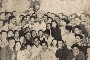 Báo Nhân Dân kỷ niệm 70 năm ra số đầu 