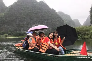 Tập trung gỡ khó, biến du lịch nội địa thành động lực phát triển