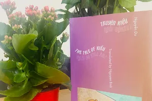 Hội Nhà văn trao giải cho dịch giả 20 tuổi chuyển ngữ "Truyện Kiều"