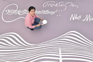 Rực rỡ sắc màu phố đi bộ Trịnh Công Sơn