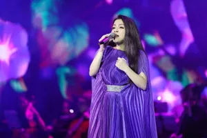 Cuốn tự truyện cuộc đời bằng âm nhạc đầy màu sắc của NSƯT Tố Nga 