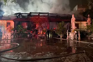 Hiện trường vụ cháy tại chùa Vẽ