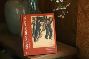 Lưu giữ câu chuyện thời chiến qua từng nét cọ