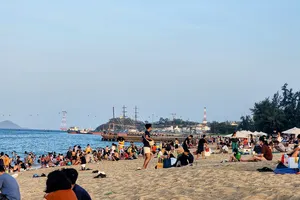 Mùa du lịch hè cũng góp phần kích cầu thị trường du lịch nội địa