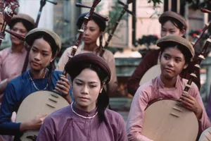 Phim "Long thành cầm giả ca"