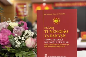 Cuốn sách "Ngành Tuyên giáo và Dân vận trong nhiệm kỳ Đại hội XIII của Đảng - Bước chuyển từ tư duy lý luận đến hành động thực tiễn"