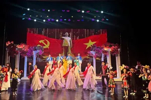 Chương trình nghệ thuật “Sáng mãi niềm tin theo Đảng của ”Nhà hát Nghệ thuật đương đại Việt Nam