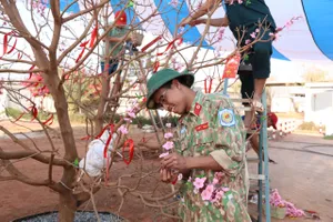 Thắm sắc đào, sắc mai nơi tuyến đầu Bentiu