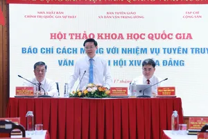 Hội thảo khoa học quốc gia “Báo chí cách mạng với nhiệm vụ tuyên truyền Văn kiện Đại hội XIV của Đảng”. Ảnh: NGUYỄN CHẮT