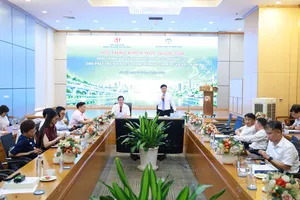 Đại biểu tham dự Hội thảo khoa học quốc gia “Khơi thông và sử dụng hiệu quả các nguồn lực cho phát triển kinh tế trong kỷ nguyên mới của Việt Nam”. Ảnh: NGUYỄN CHẮT