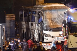 巴士爆炸現場。