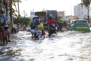 預報本週末潮汛達頂峰