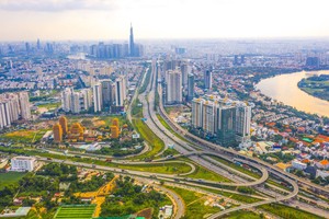 守德市的新面貌一隅。