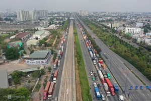 本市制定方案解決河內公路堵車現象