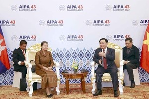 國會主席王廷惠會見柬埔寨副首相梅森安。