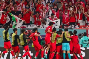 韓國球員慶祝進球（圖源：互聯網） 