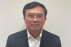 工商部原副部长黄国旺。