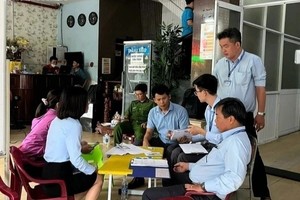 职能力量于9月4日上午检查玫瑰花收容所。
