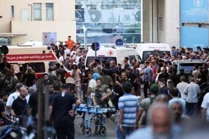 伤者被送到医院。