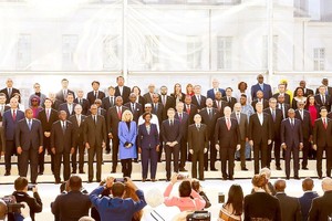 苏林总书记、国家主席出席第十九届法语国家首脑会议开幕式