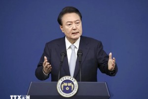 韩国总统尹锡悦深夜宣布“紧急戒严”。